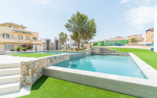 Bungalow for sale in Torrevieja