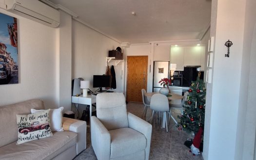 Totally renovated modern 2 bedrooms apartment