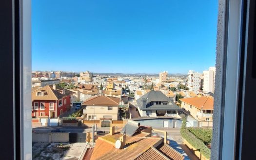 Totally renovated modern 2 bedrooms appartment